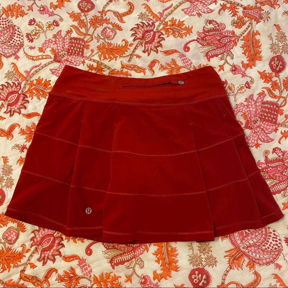 Red lululemon pace rival skirt